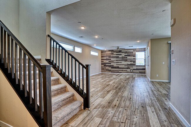 Building Photo - 3364 Caldora Ln