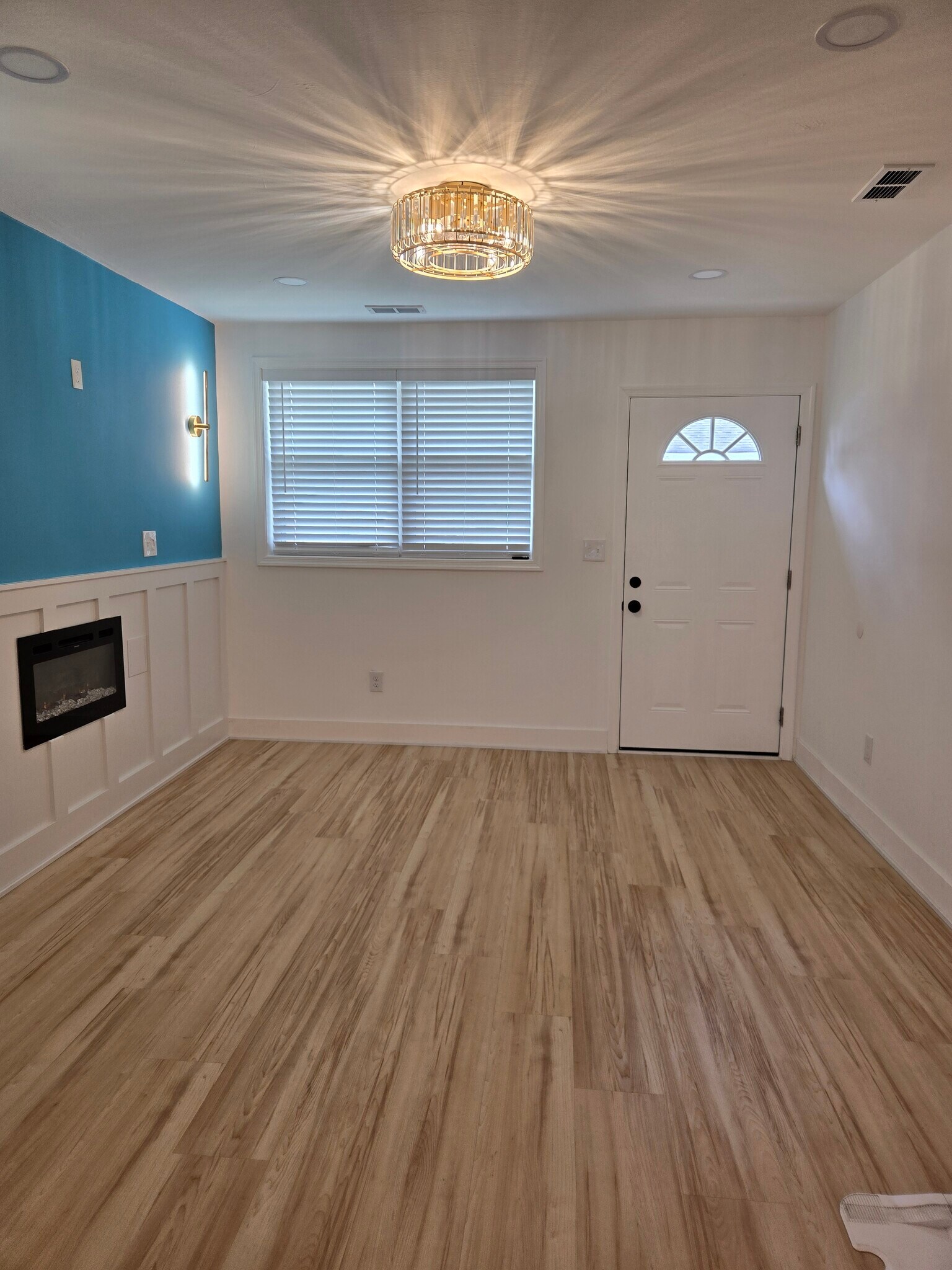 Building Photo - 3342 Tait Ter