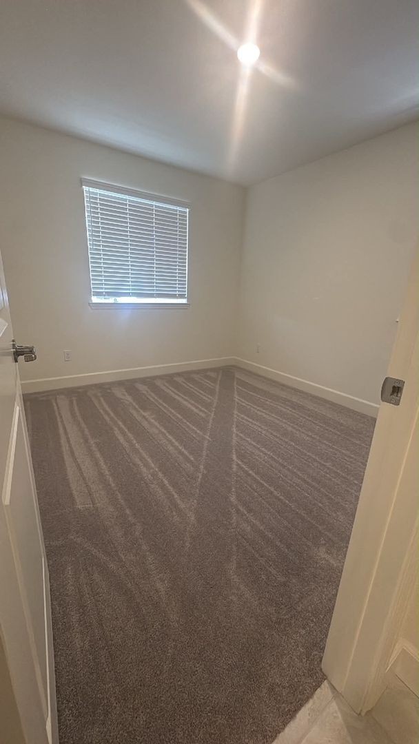 Building Photo - Brand New , Never lived in 3 bed/2 ba home ready MID August!