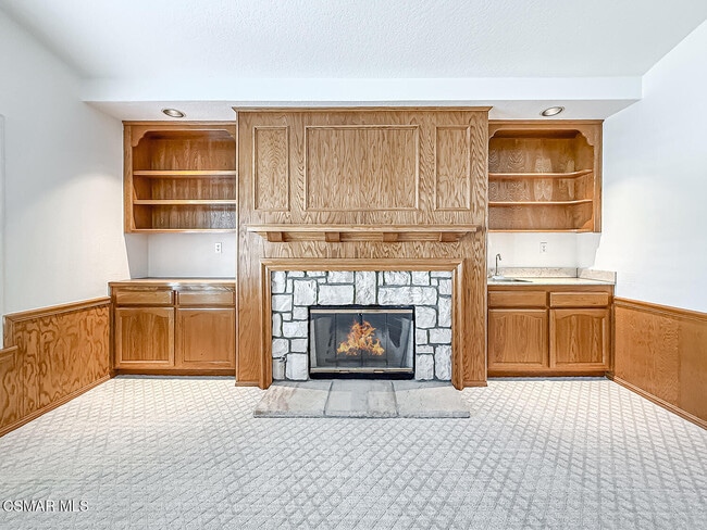 Building Photo - 12057 Falcon Crest Way