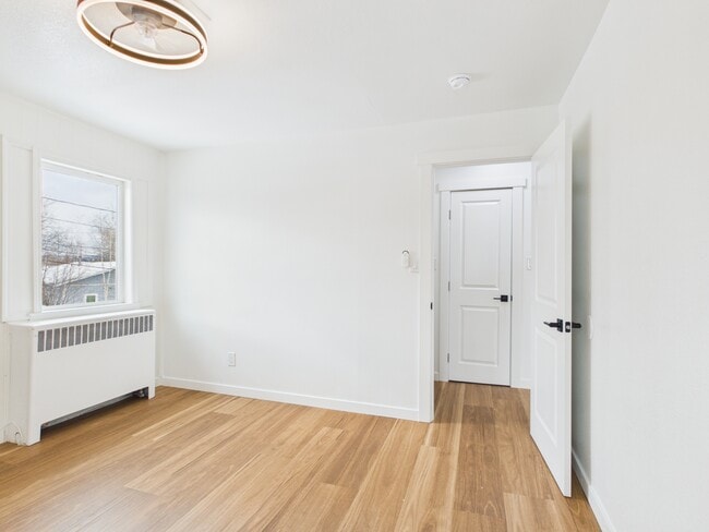 Building Photo - 1301 9th Ave