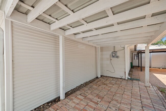 Building Photo - 1510 Afton St