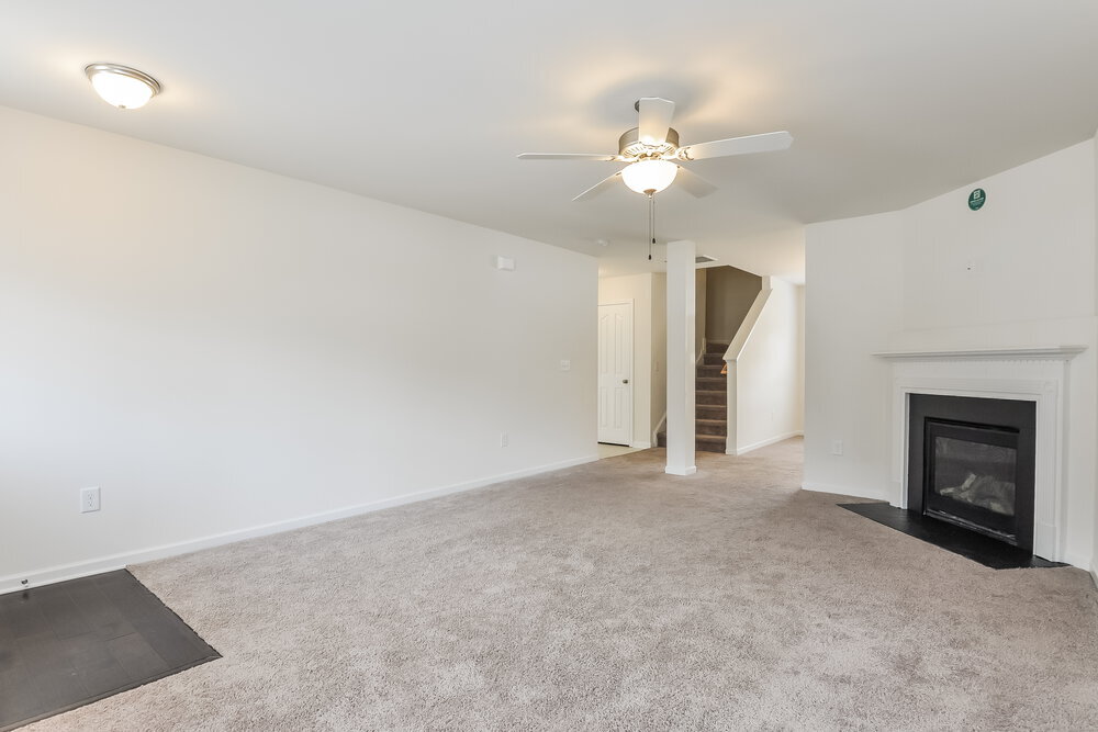 Building Photo - 4010 Watsonia Dr