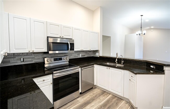 Building Photo - 1592 Salerno Cir