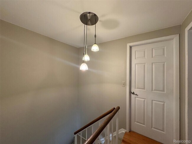 Building Photo - 1775 Brentwood