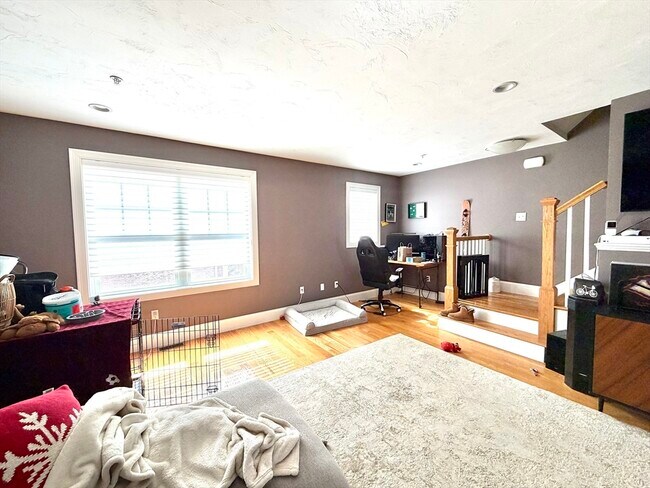 Building Photo - 9 Park St