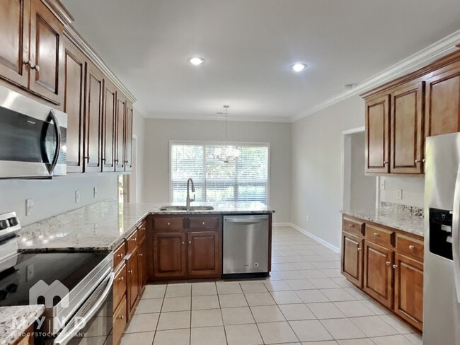 Building Photo - 26540 Mill Creek Dr