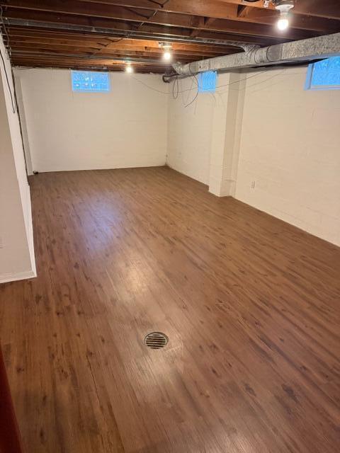 Building Photo - 2475 Swansea Rd