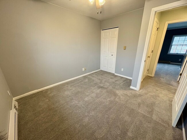 Building Photo - 3 Bedroom 1.5 Bathroom in Elizabethtown!