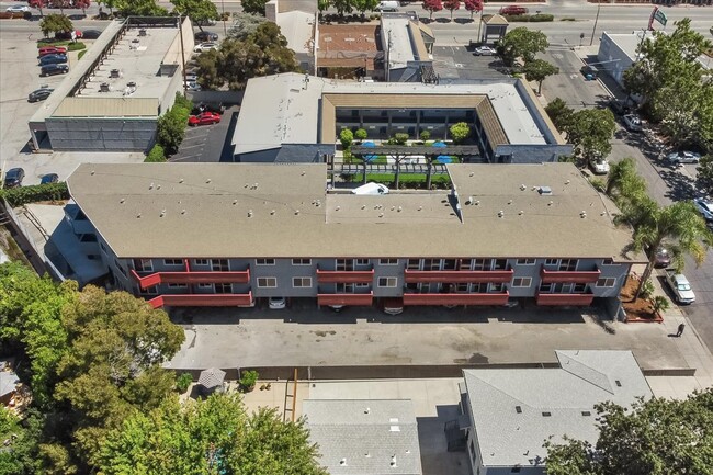 Building Photo - Harrison St Apartments