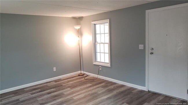 Building Photo - 342 Noble Dr