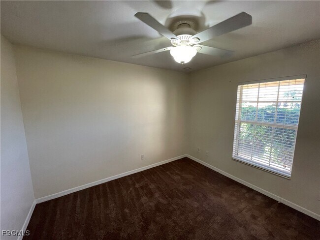 Building Photo - 2639 NW 24th Pl