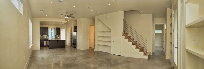 Building Photo - 603 W 30th St