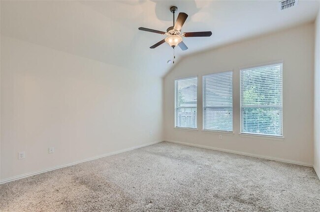 Building Photo - 602 Cardenas Ln