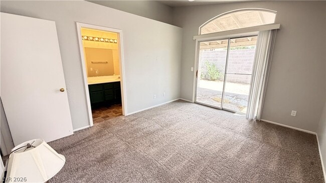 Building Photo - 7220 Paradise Bay Dr
