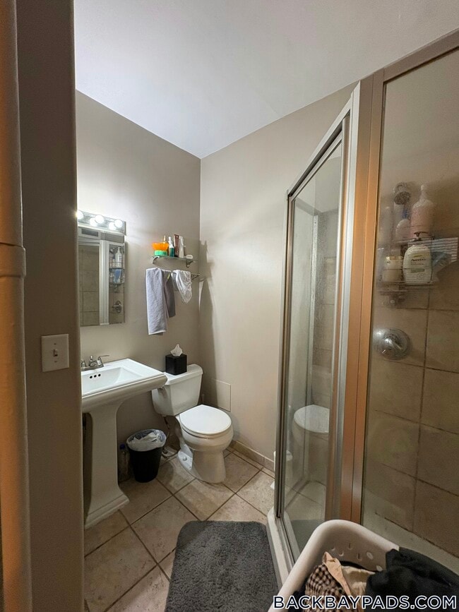 Building Photo - 8 Garrison St