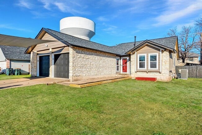 Building Photo - 3310 Monument Dr