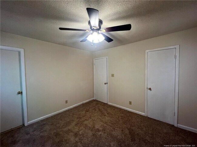 Building Photo - 710 Dude Ct