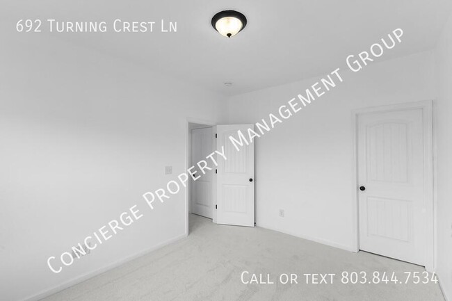 Building Photo - 692 Turning Crest Ln