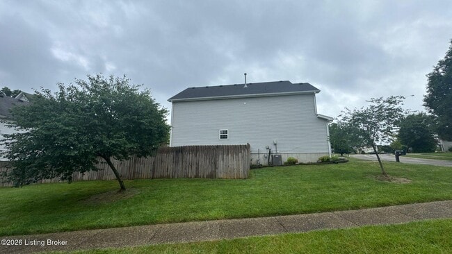 Building Photo - 7901 Bridlewood Pl