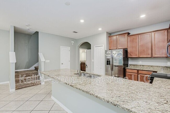 Building Photo - 6467 Sedgeford Dr