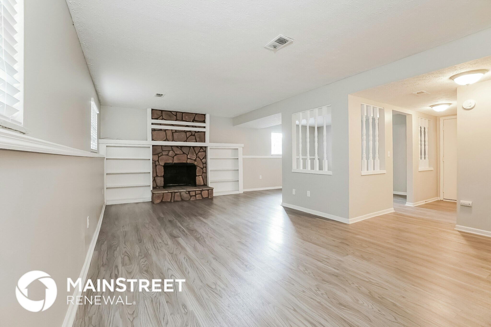 Building Photo - 6606 Merringer Ave