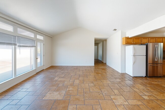 Building Photo - 5001 Rockford Dr