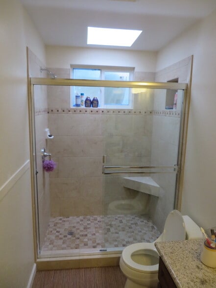Building Photo - 920 Gregory Pl