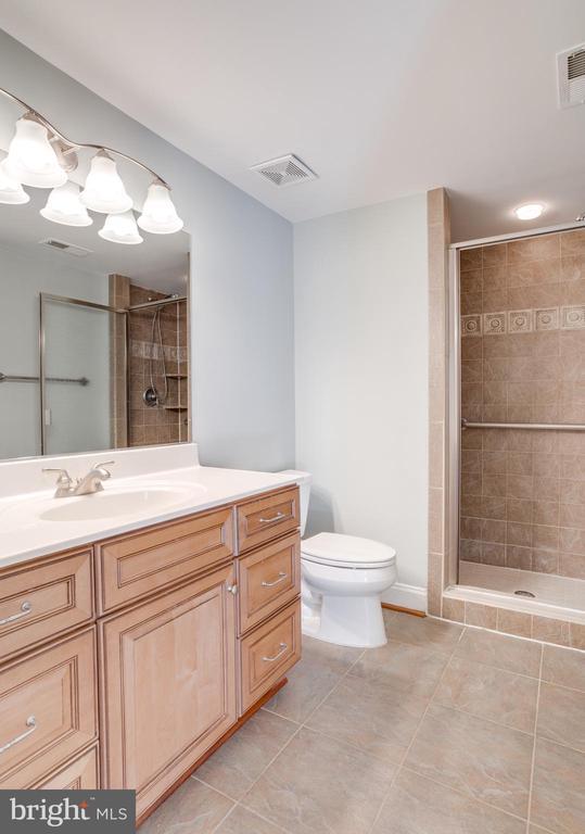 Building Photo - 6411 Velliety Ln