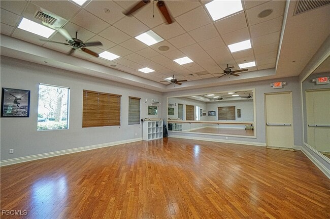 Building Photo - 10535 Carolina Willow Dr