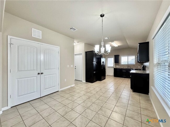 Building Photo - 1024 Britt Ln