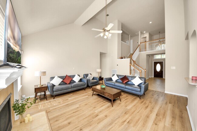 Building Photo - 9006 Sunny Brook Ln