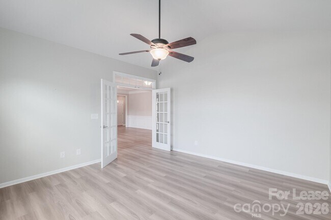 Building Photo - 3048 Arsdale Rd