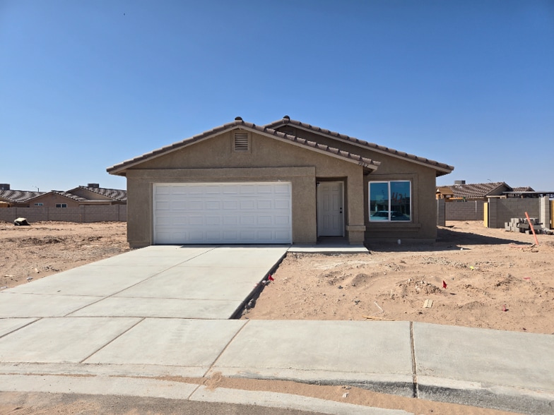 Primary Photo - 4982 E 46th Pl