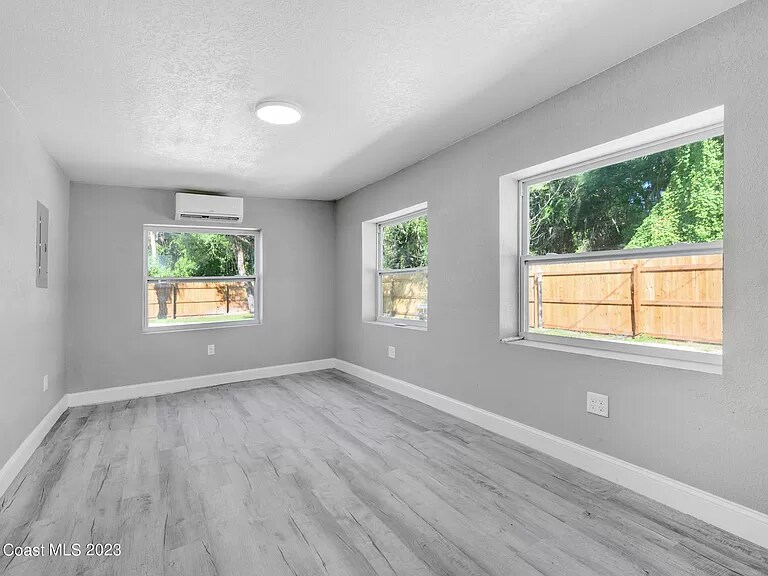 Building Photo - 840 Adger Smith Ln