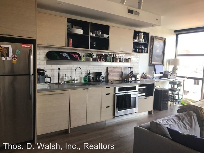 Building Photo - 807 V St NW