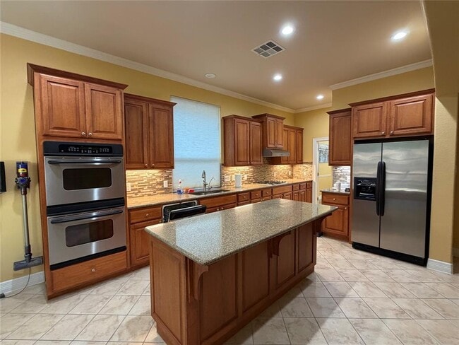 Building Photo - 1219 Pine Forest Cir