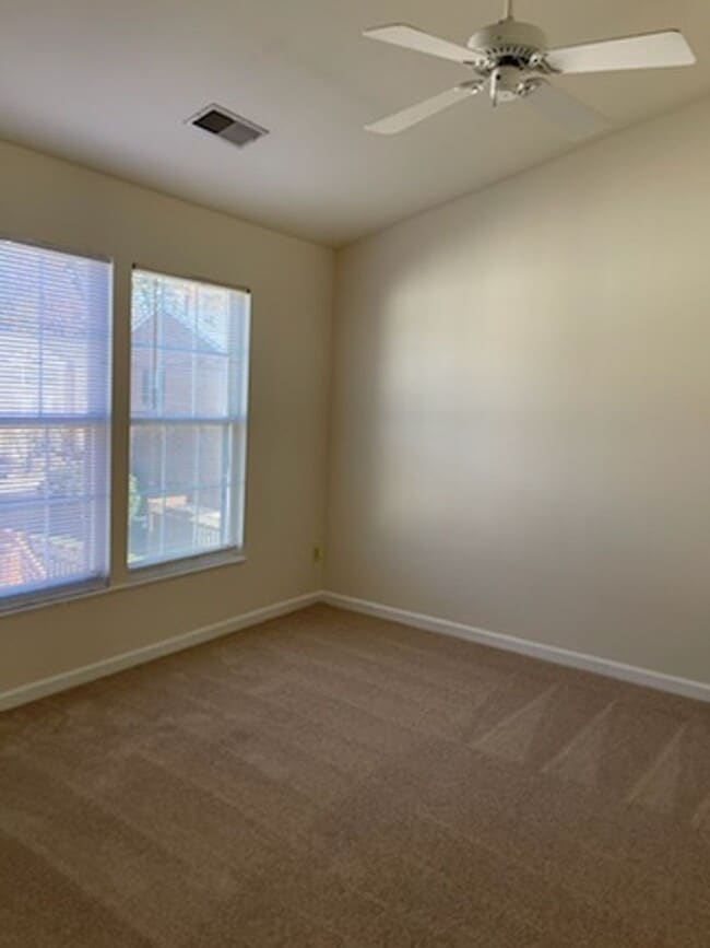 Building Photo - 4136 Hummel Way