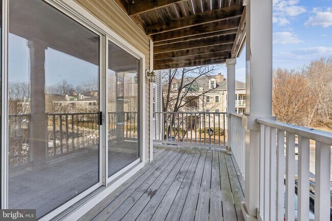 Building Photo - 13117 Millhaven Pl