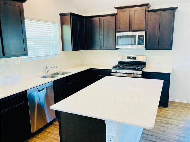 Building Photo - 133 Morning Glow