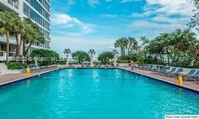 Building Photo - 1717 N Bayshore Dr