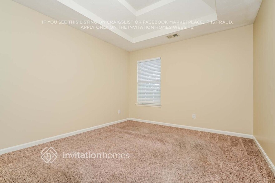 Building Photo - 360 Hazelhurst Dr