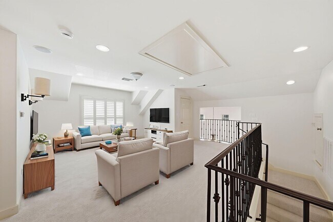 Building Photo - 6343 Mystic Bridge Dr