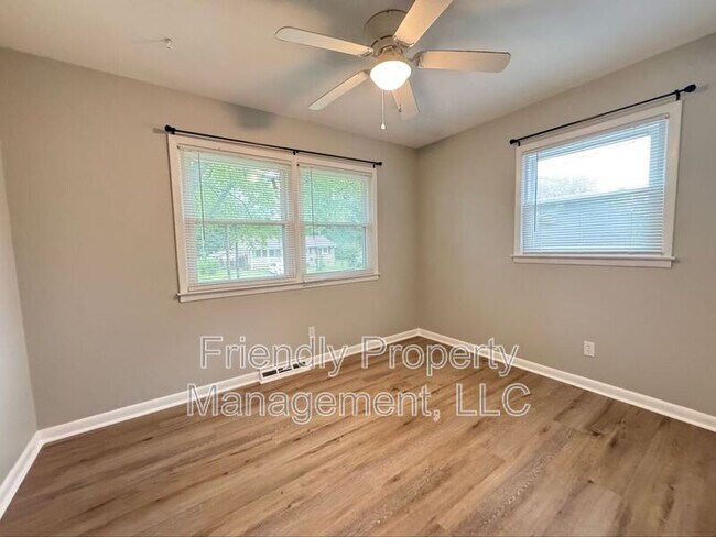 Building Photo - 509 Memphis St