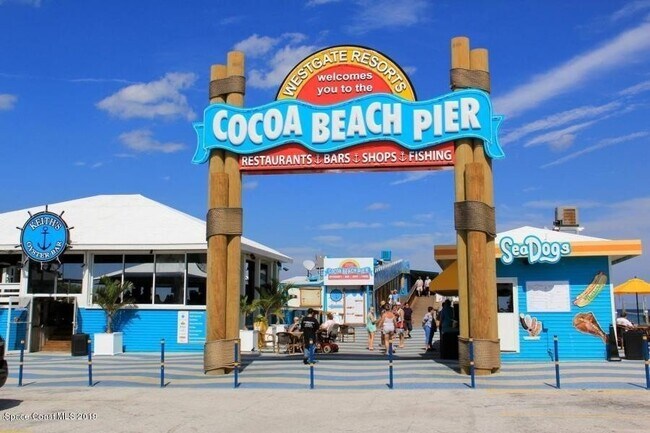 Building Photo - Villa Vista Condo  Available May 1st