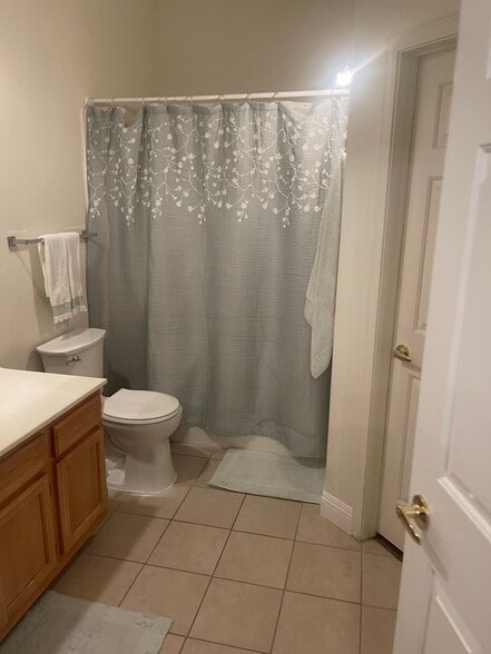 Building Photo - 1520 Ruby Cliffs Ln