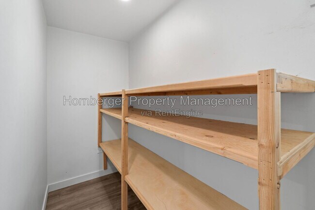 Building Photo - 10106 N Wesley St