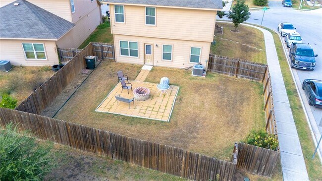 Building Photo - 14919 Hartsmith Dr