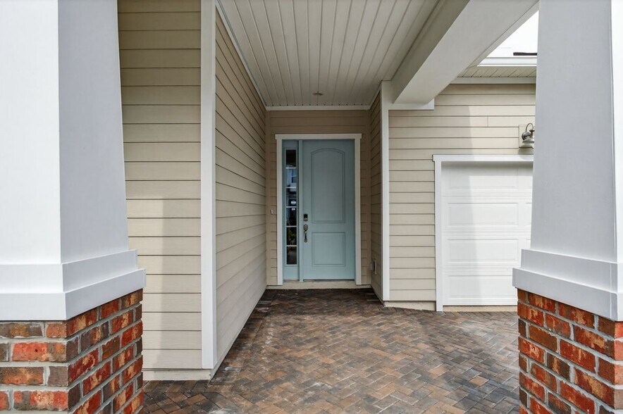 Building Photo - 105 Wye Rd