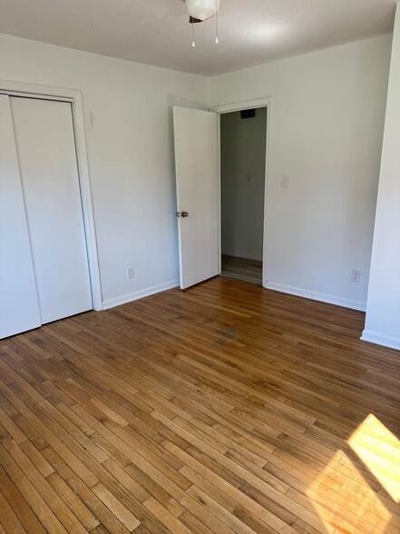 bedroom - 4095 Karry Dr